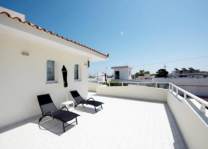 Maria Studios & Apartments